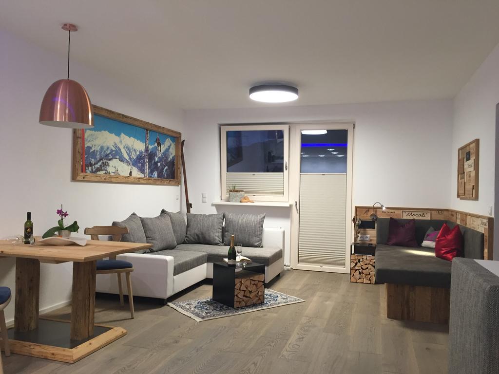 Royal Waldfeld Apartamento Mayrhofen Exterior foto