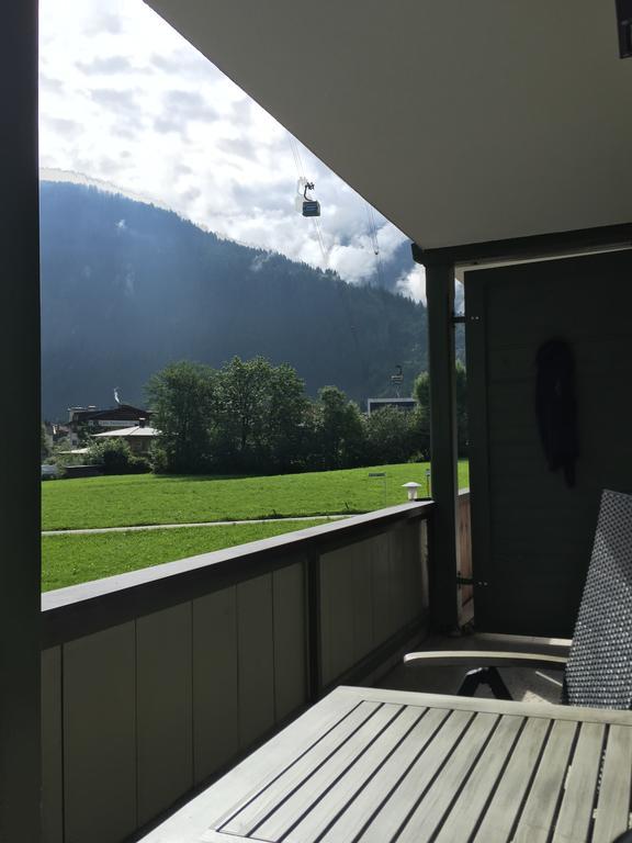 Royal Waldfeld Apartamento Mayrhofen Exterior foto