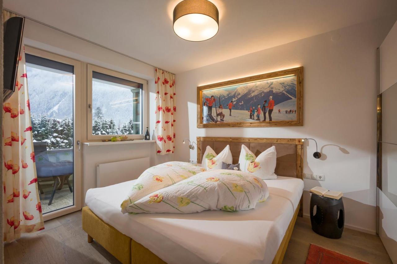 Royal Waldfeld Apartamento Mayrhofen Exterior foto